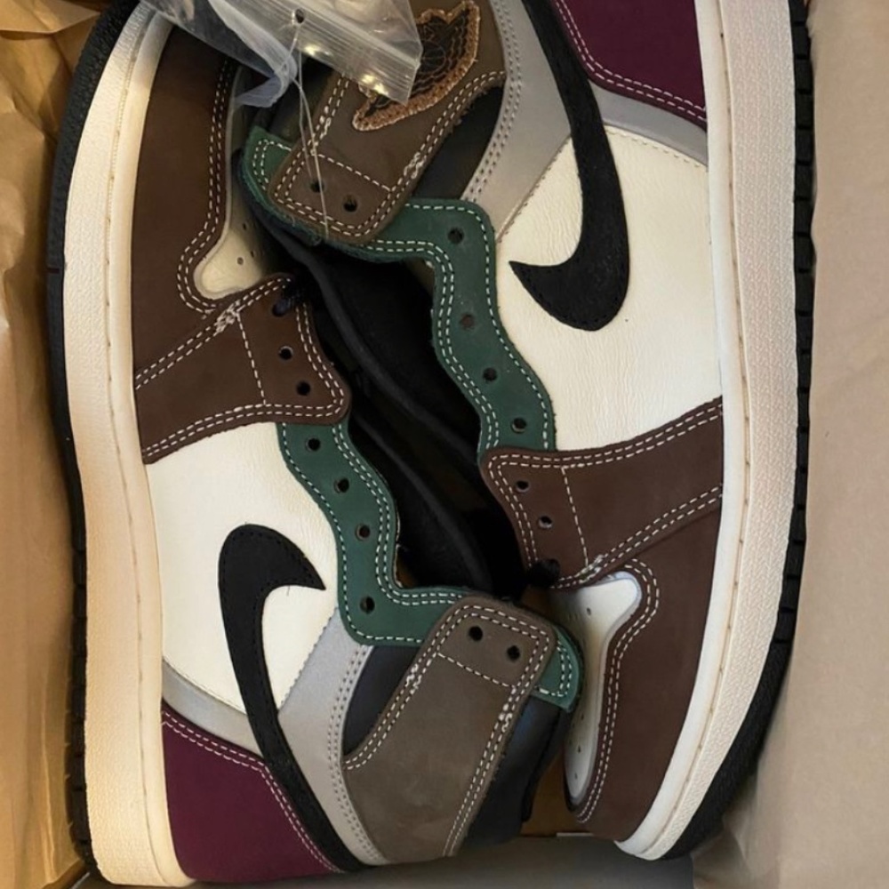 The Air Jordan 1 Retro High OG - Picture 6 of 6